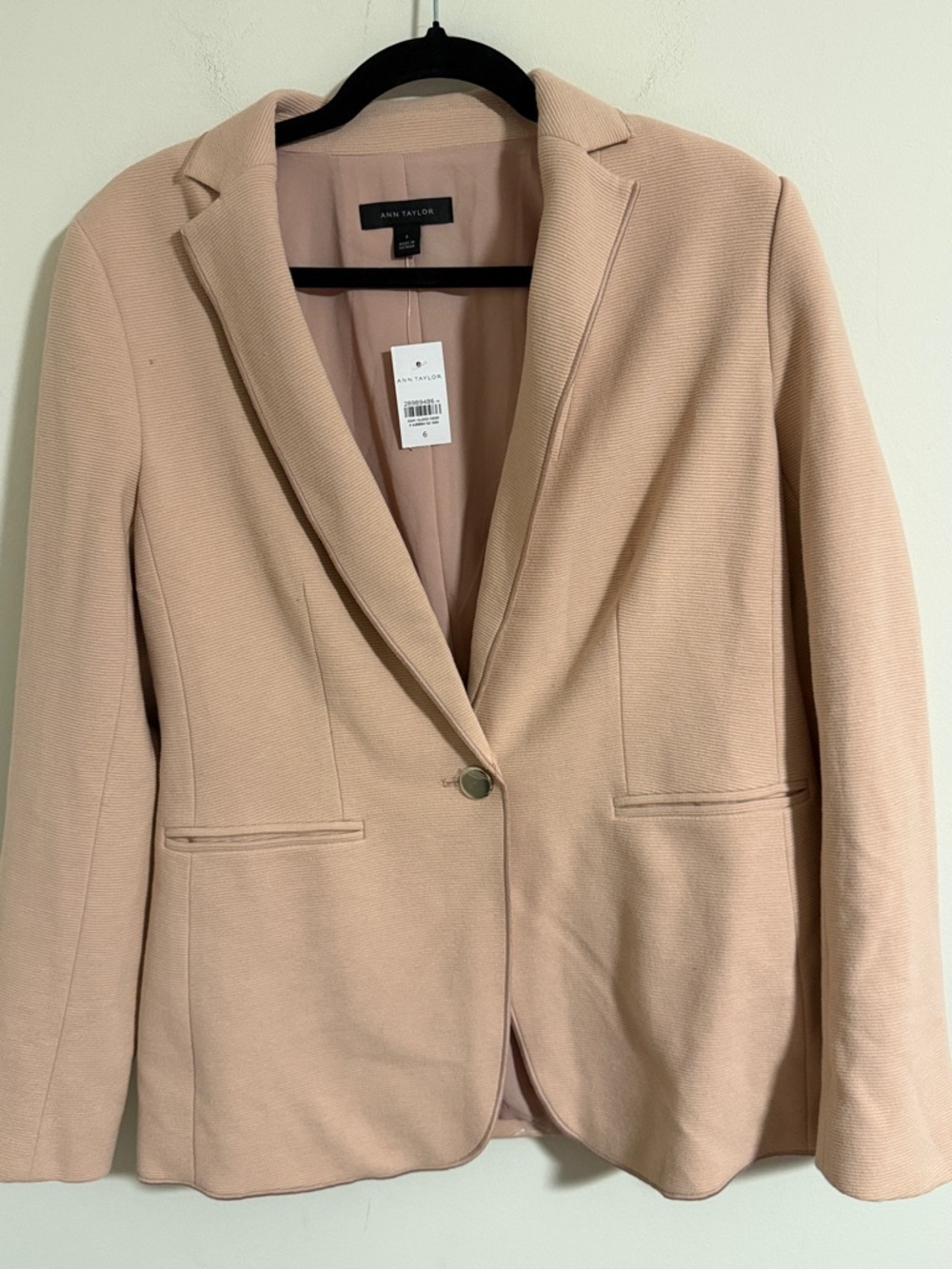 NWT Ann Taylor Light Blush pink ribbed Single-Button Blazer size 6